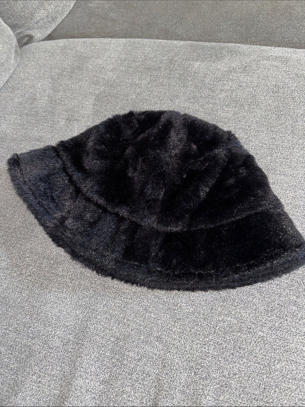 SHEIN Black Faux Fur Bucket Hat NWT - Picture 3 of 7